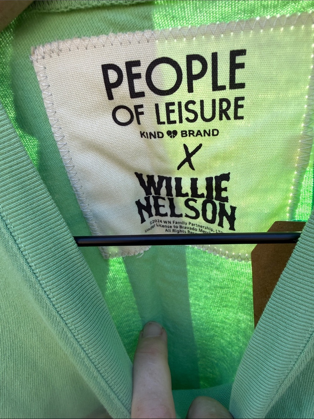 People of leisure Willie Nelson Green Graphic Crop Muscle Tank Top. - Picture 3 of 3